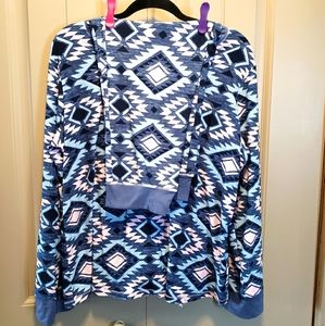 Super soft cozt stretch jammie set!